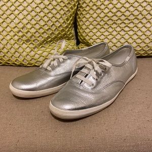 KEDS- Kate Spade Metallic Silver